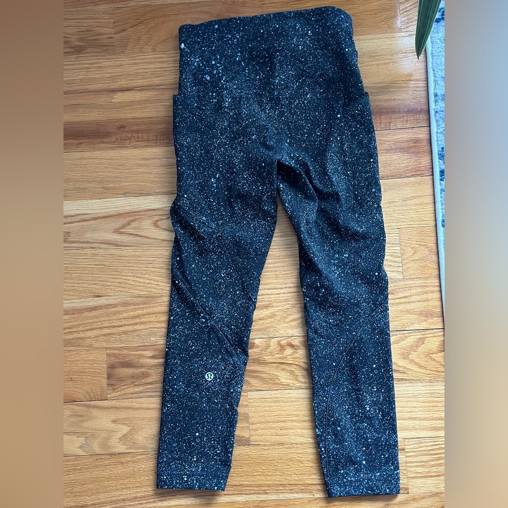 Lululemon Cropped Legging